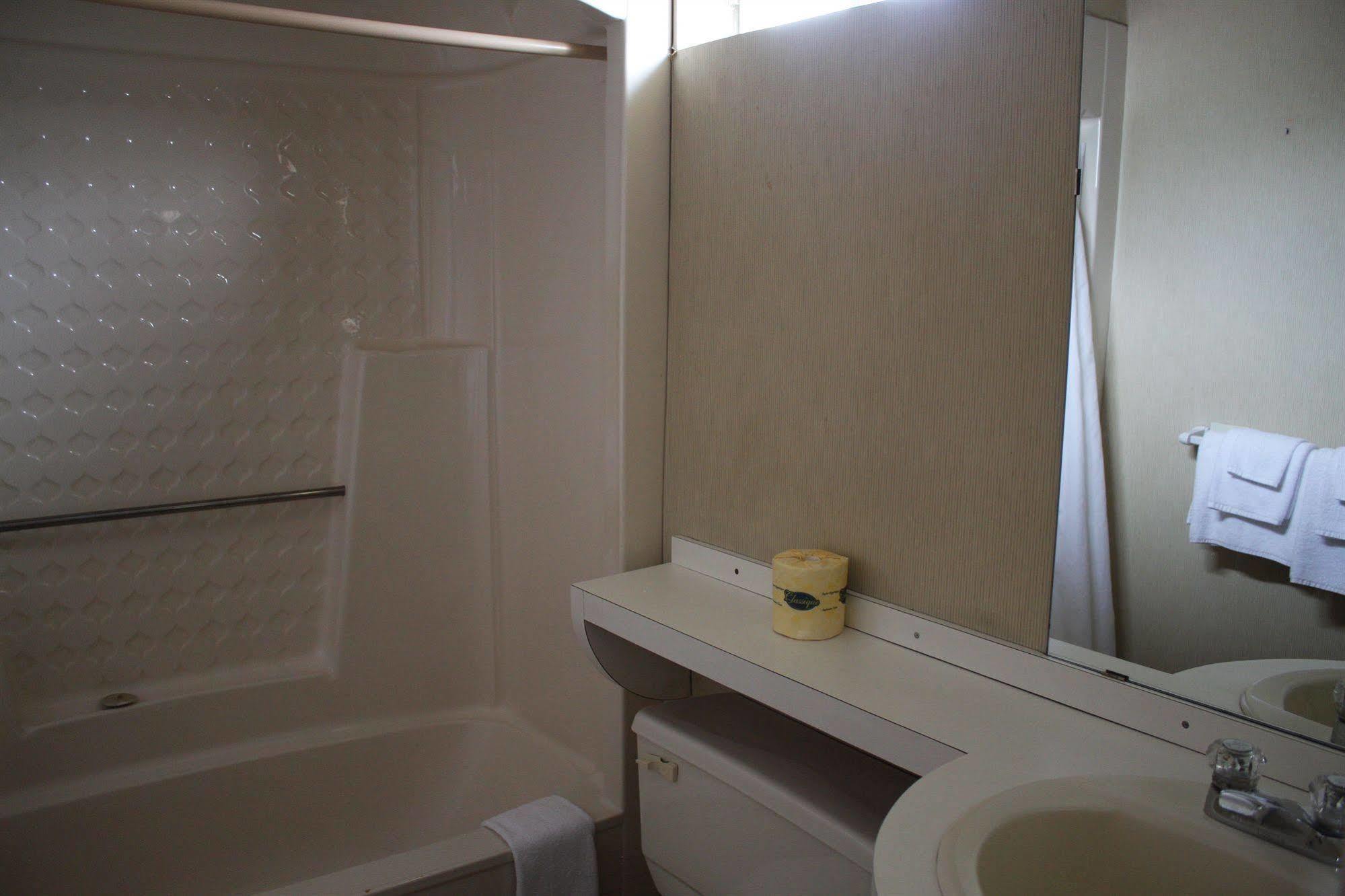 Grand Saint-hubert Motel Longueuil