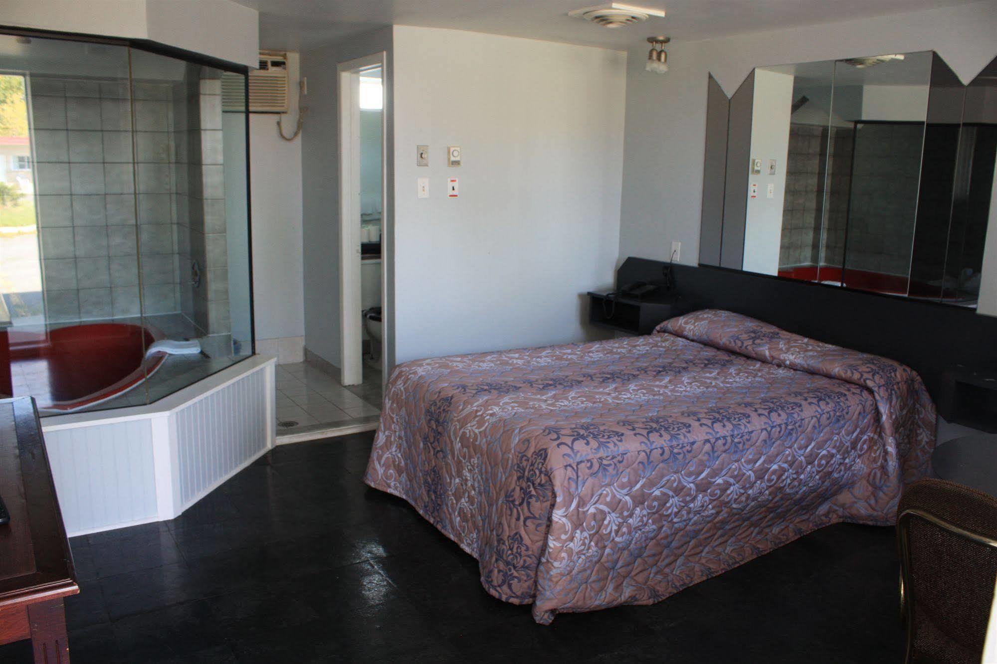 Motel Grand Saint-hubert 2*