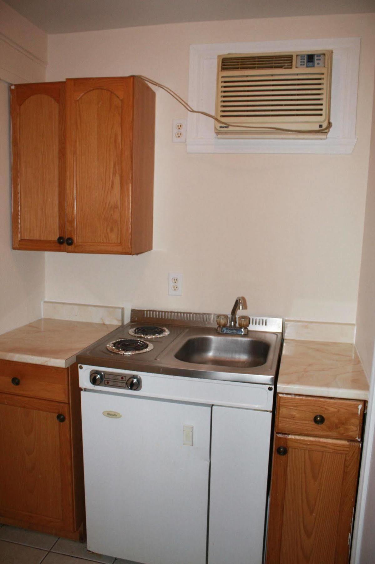 Grand Saint-hubert Motel 2*